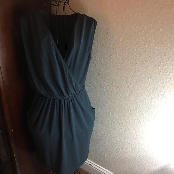 SHEIKE Dress - Picture 2 of 8